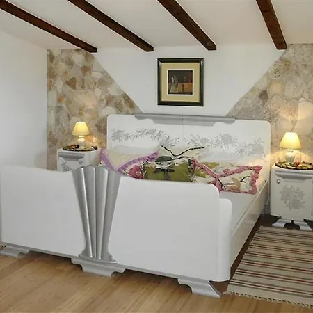 Apartament Marina